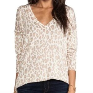 ⭐️JOIE Revolve Chyanne Cashmere/Wool Blend Cheetah Print V-neck Sweater Knit Top